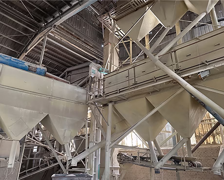 Cat litter production equipment inside LINGSHUAI factory