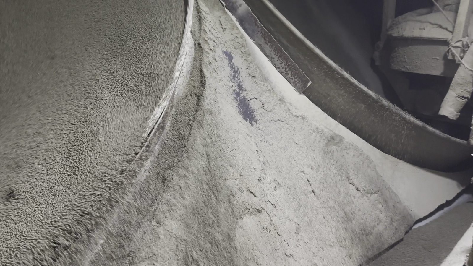 원판 조립 equipment for ball-shaped bentonite cat litter